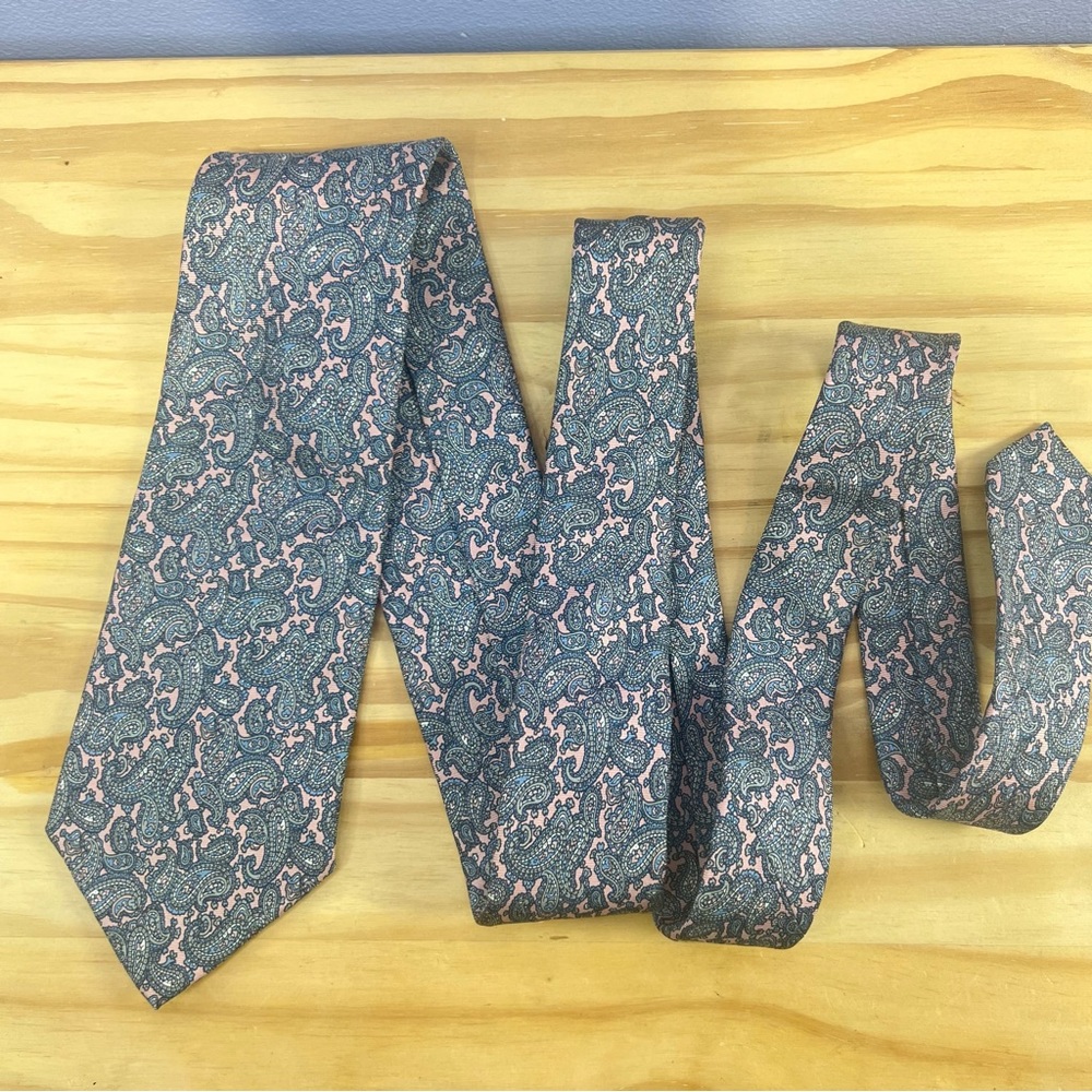 *2/$60* Christian Dior Pink, Silver and Blue Silk Tie - Picture 3 of 9